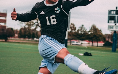 即时排行栏目数据看板，提供多维度的赛事统计与趋势分析